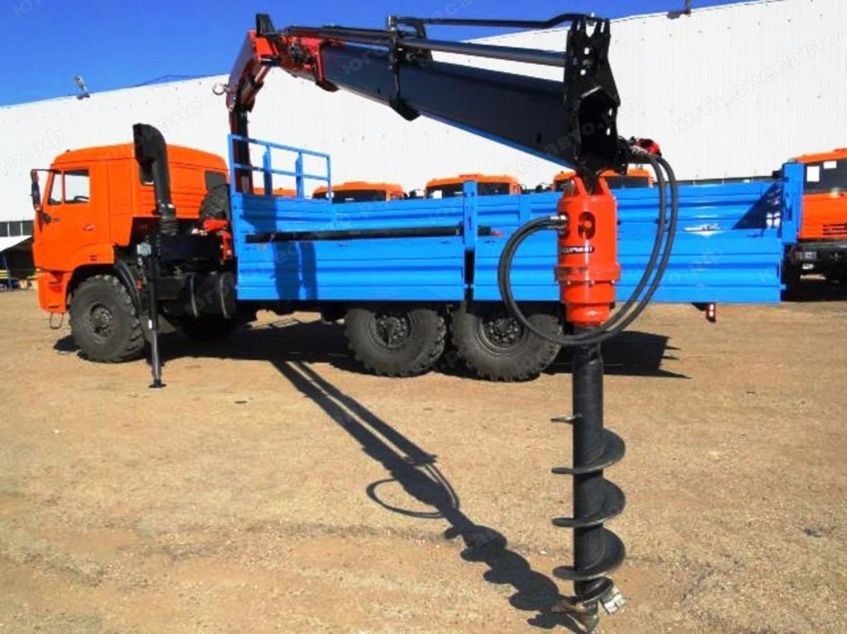 Бурильно-крановая машина Камаз 43118 с КМУ Fassi 195 Фото БКМ Fassi F195A.0.23 на шасси Камаз 43118