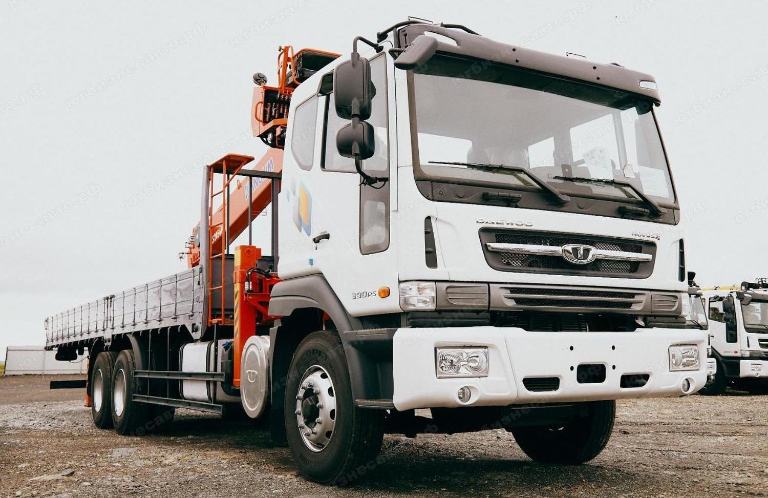 Daewoo Novus 6x4 с КМУ Kanglim KS2056H Фото Daewoo 6x4 с КМУ KS 2056H